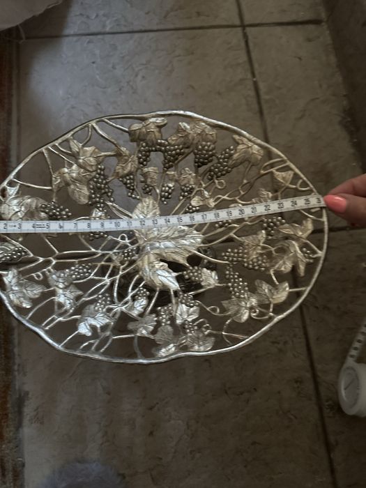 Посребрена фруктиера