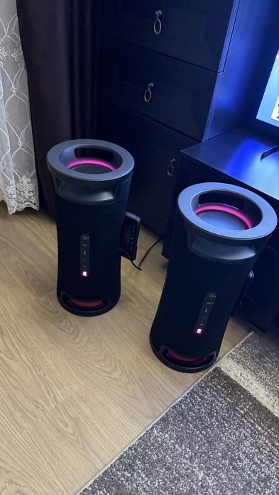 Vînd boxe Sony ult field 7
