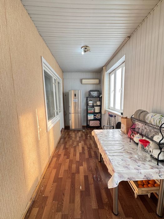 Yunusobod 10 3/5/5 sredniy remont