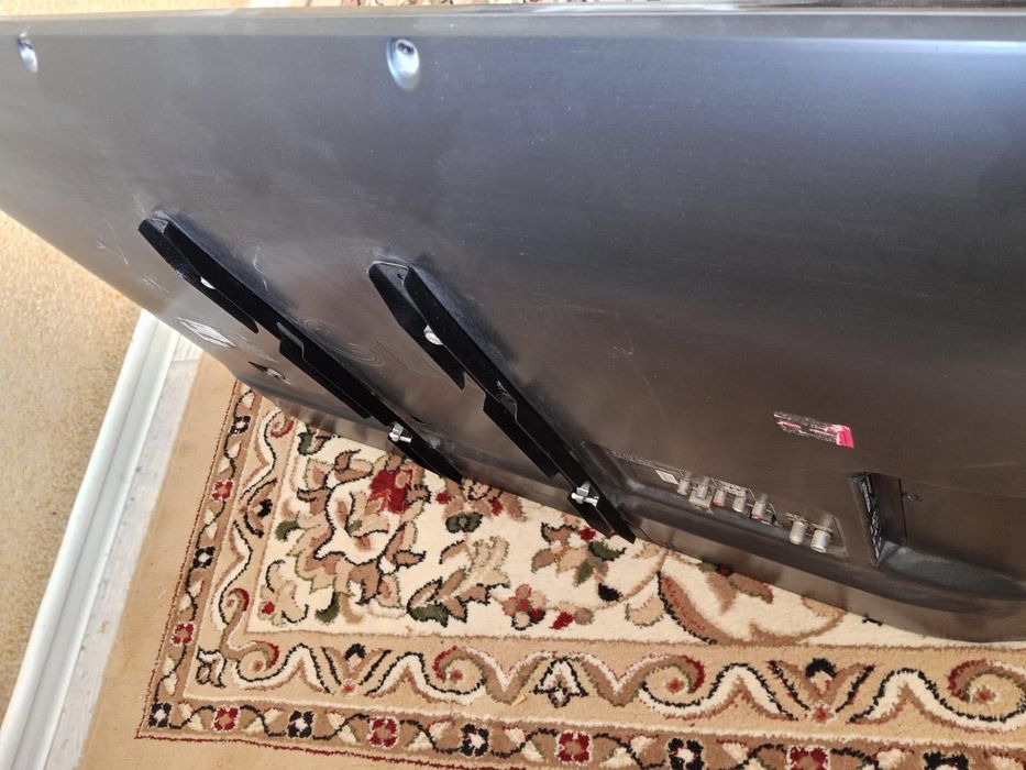 продам телевизор