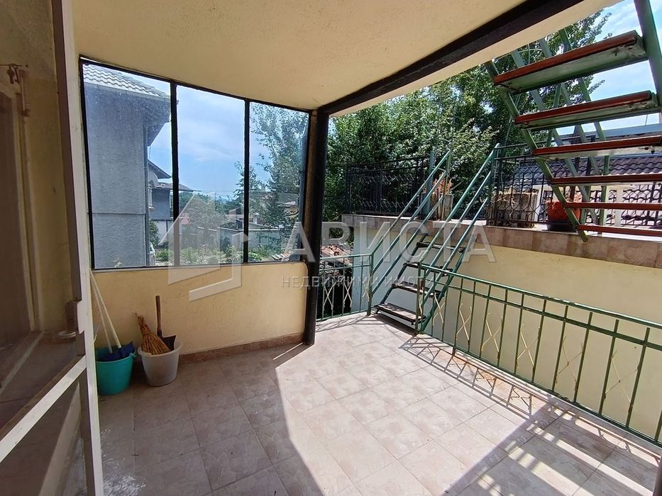 Къща в София-с.Бистрица