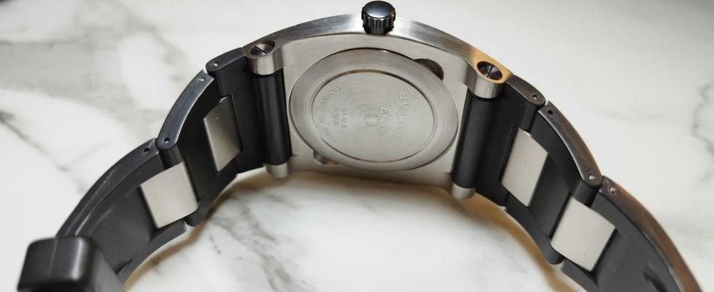 Часовник BULGARI Ergon в перфектно състояние! Без драскотина!