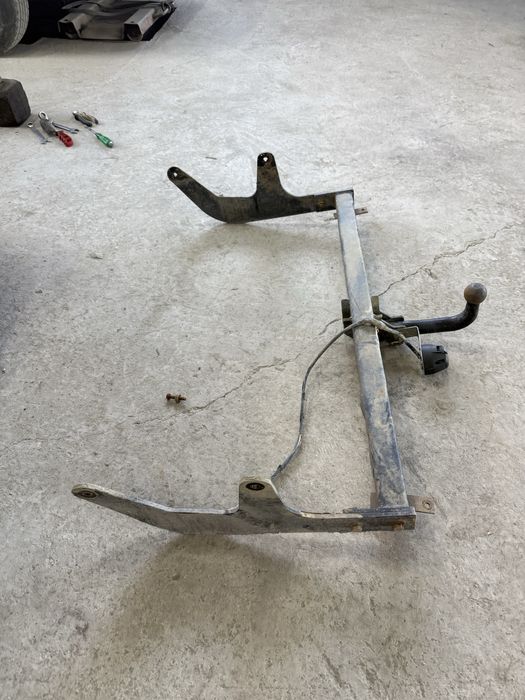 Продам фаркоп на ларгус