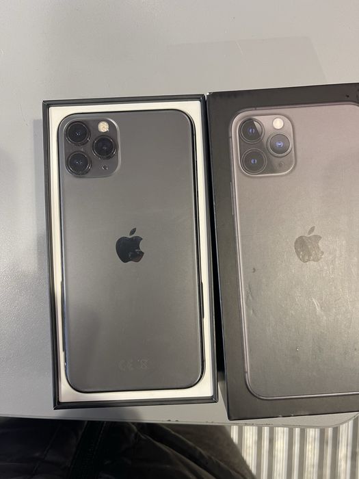 Vând iphone 11 pro