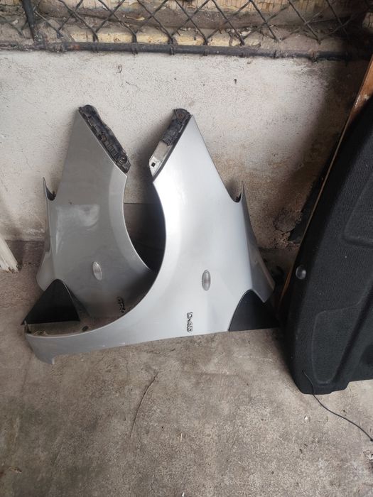 Калници предни за toyota yaris 2005 година