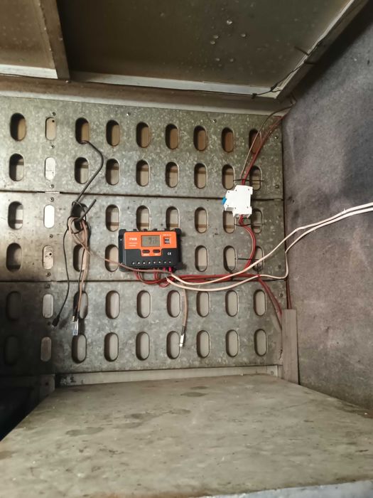 Vânzare camion omologat apicol 7,5tone