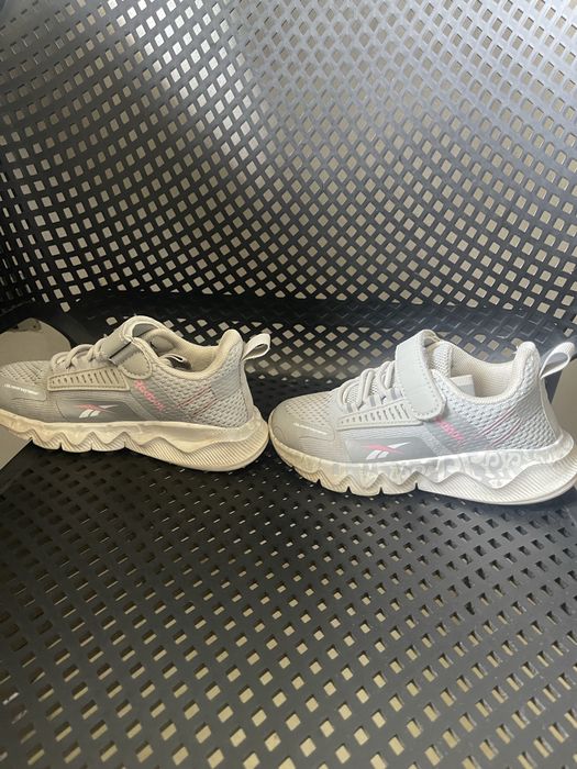 Кроссовки детские для девочек Reebok