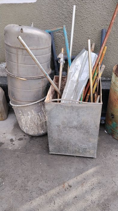 Метал не дорого продам.