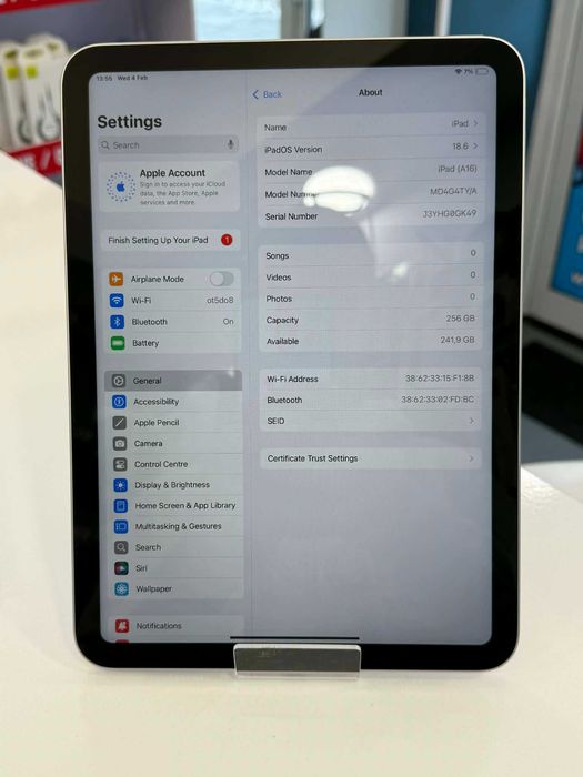 Като нов таблет Apple iPad 11 A16 256 GB Silver + оставаща гаранция