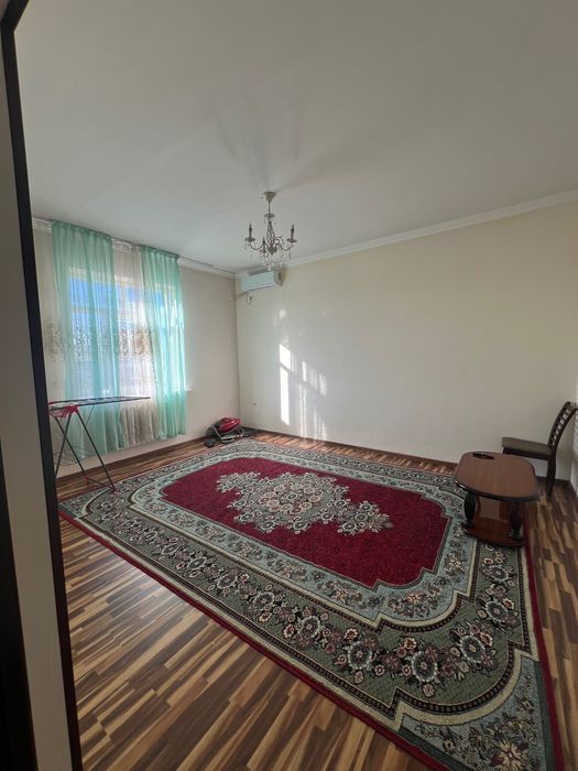 Продается квартира.Яшнабад район.Гузал Махалля.(артел дом)