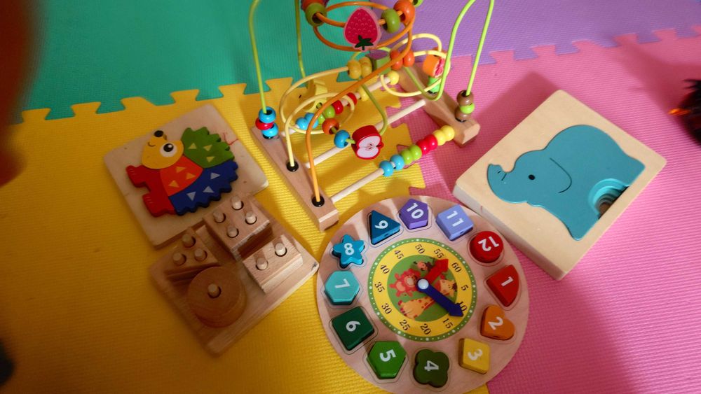Jucarii 3+ Labirint, puzzle forme geometrice, ceas, elefanti, arici.