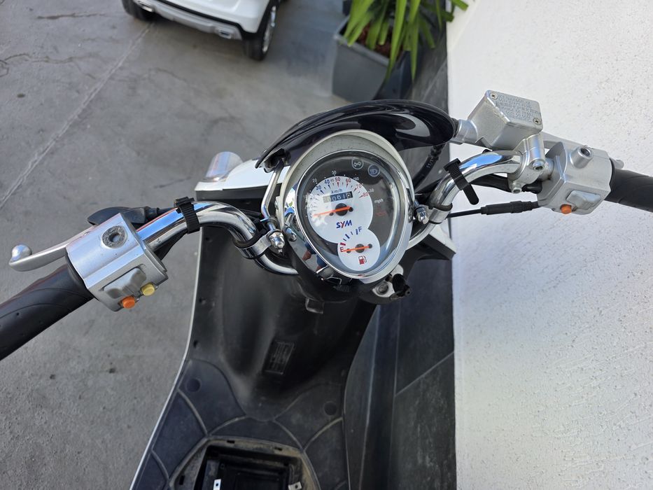 Scuter Mio Sym 50