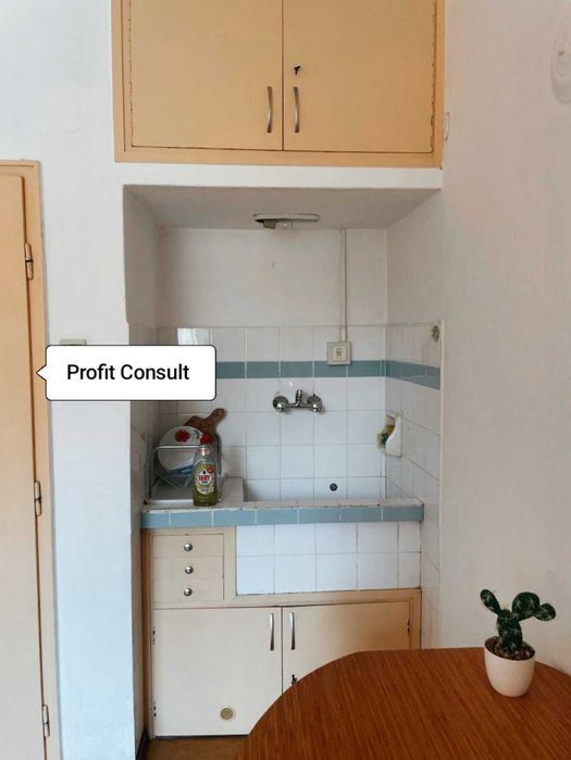 Дава се под наем Едностаен апартамент в Велико Търново, Център - 20 кв.м за 178.5 € - Снимка #3