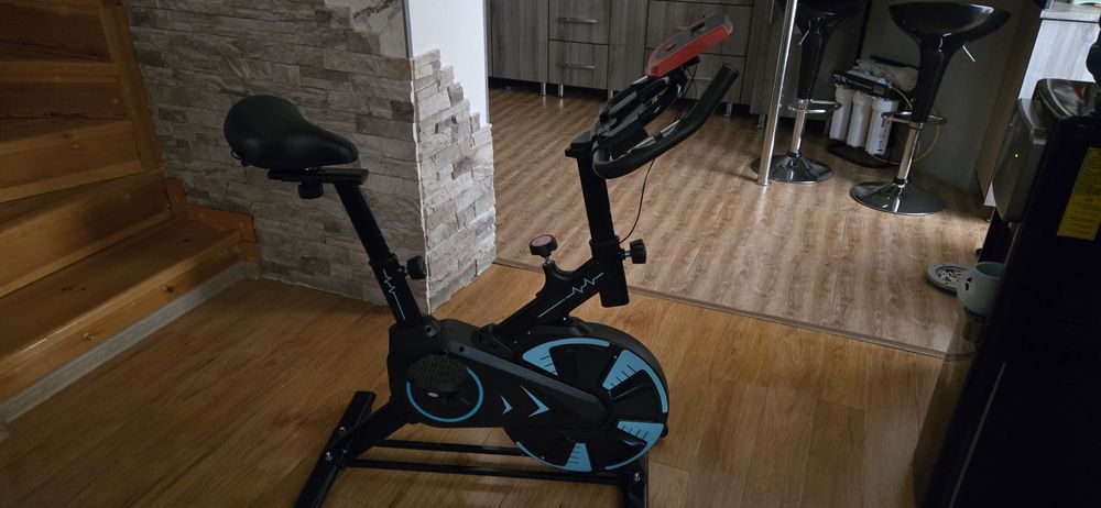 Срочно продаётся велотренажёр