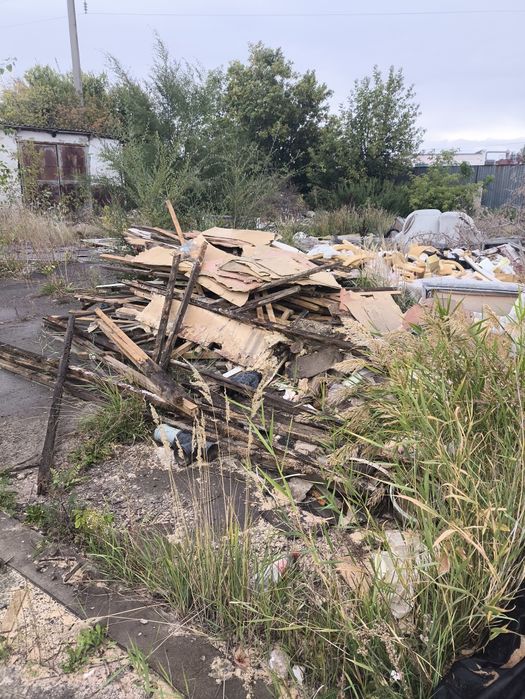 Дрова мебель старая