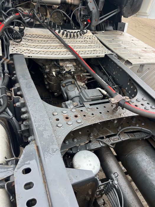 Mercedes Benz Actros 1842