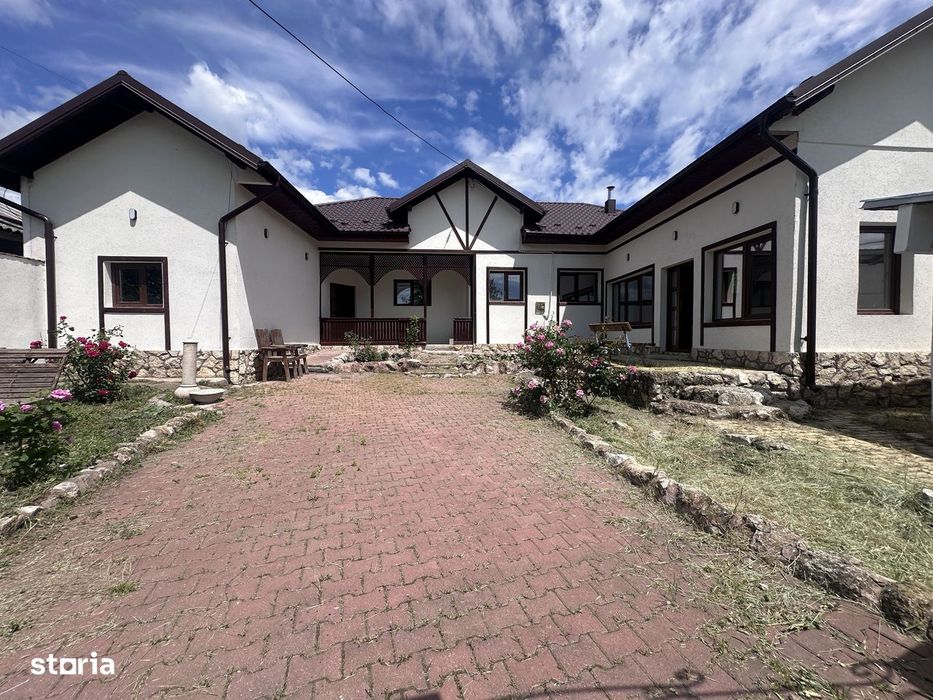 Între dealuri, viță de vie și liniște deplină! Vanzare casa in Prahova