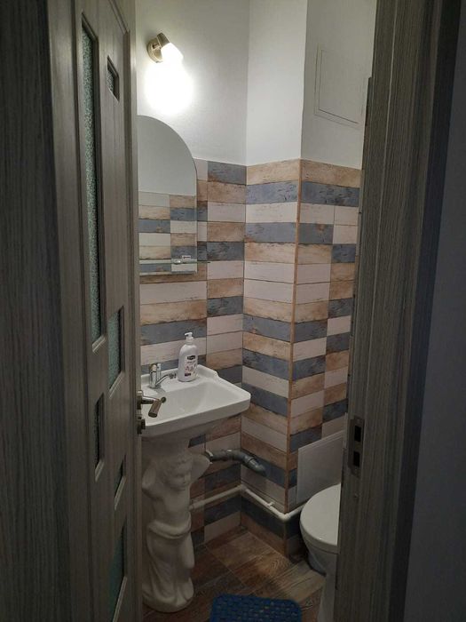 Apartament 3 camere de inchiriat