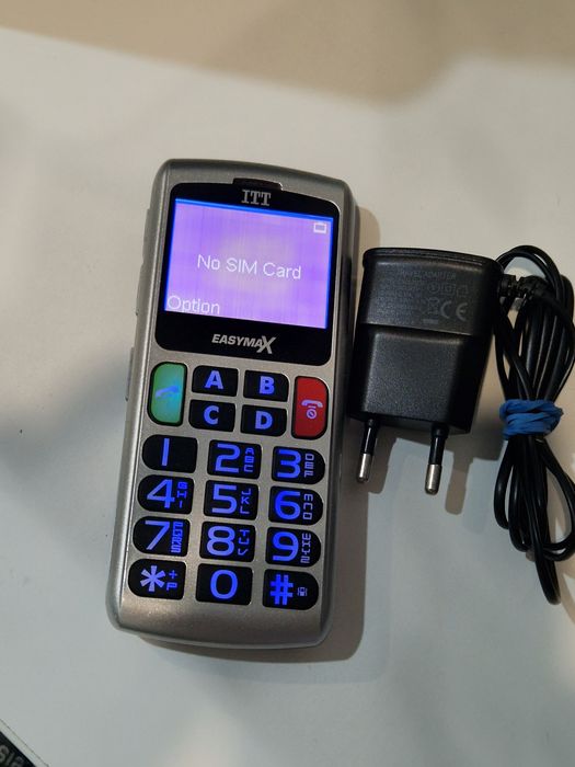 Super telefon cu butoane mari și display destul de generos