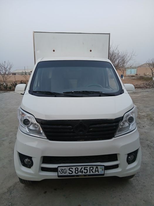 Changan t30 yuk avtomabil