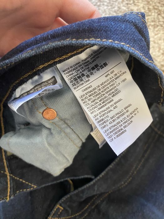 Blugi Levi Strauss barbati