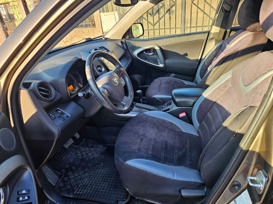 TOYOTA RAV4 III DIESEL / 4x4/cutie automata/ 2010 EURO 5/ 315000km