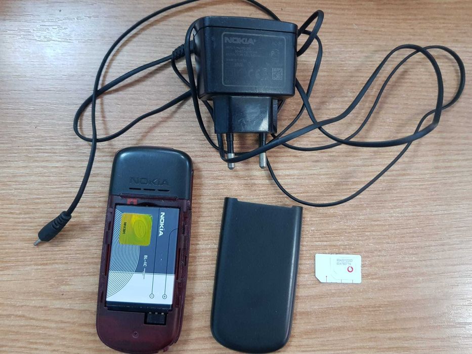 Nokia 1661-2 RH-122 lanterna cu incarcator necodat taste butoane