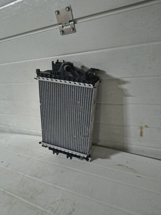 Radiator clio 5 1.6 e-tech cod 214602641R