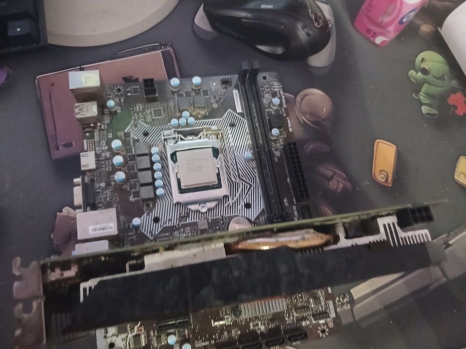 Vând Gtx 1060 6GB , Intel i5 6400 (Fără Cooler) și Placă de Bază h110m Pro-VH
