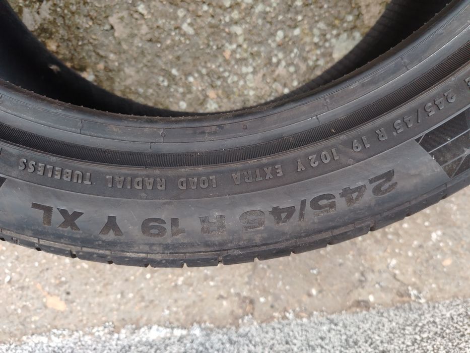 Гуми 4 броя 245/45/19