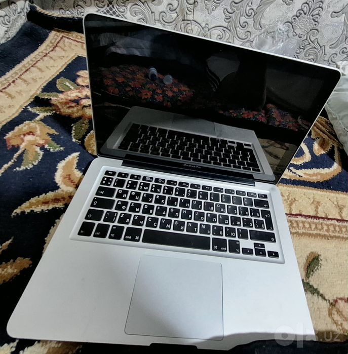 MacBook Sotaman Ideal sostayana