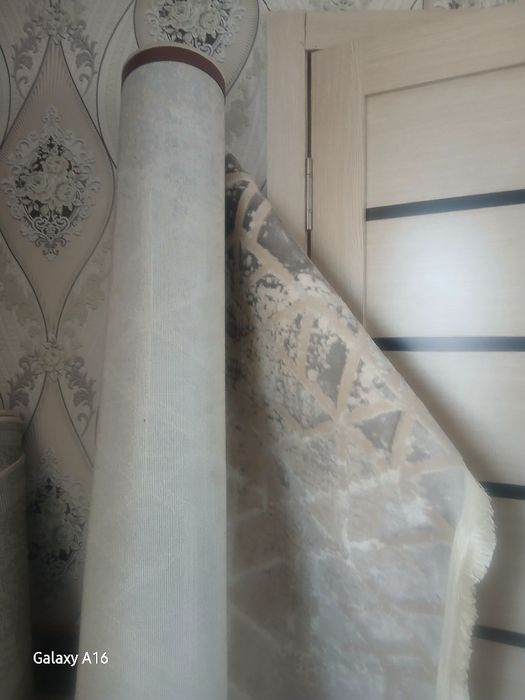 Продаются ковер состояние отличное