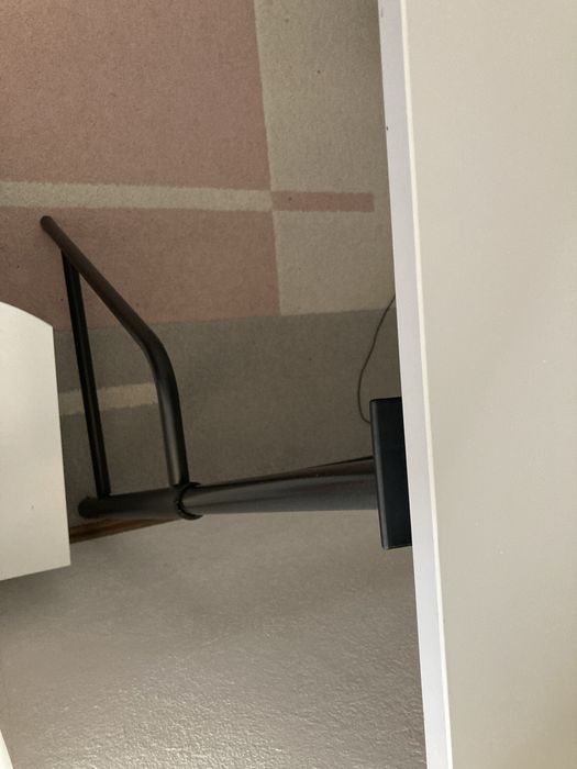 Бюро с регулируема височина GLADHOJDEN ИКЕА