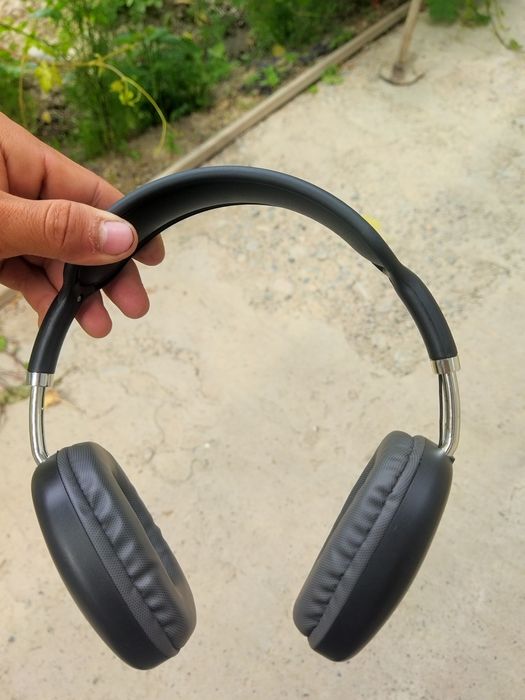 Quloqchin P 9 sotiladi arzonga qiziqqanlar tel qisin