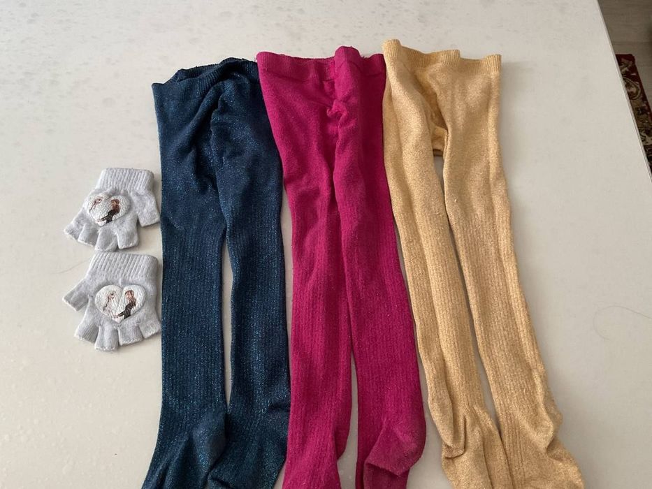 Детские колготки и перчатки