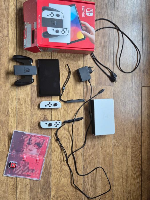 Consoal Nintendo Swich Oled in stare foarte buna