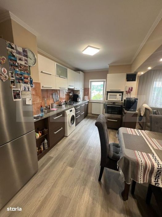 Apartament 4 camere, 86 mp, balcon, etaj intermediar, Calea Floresti