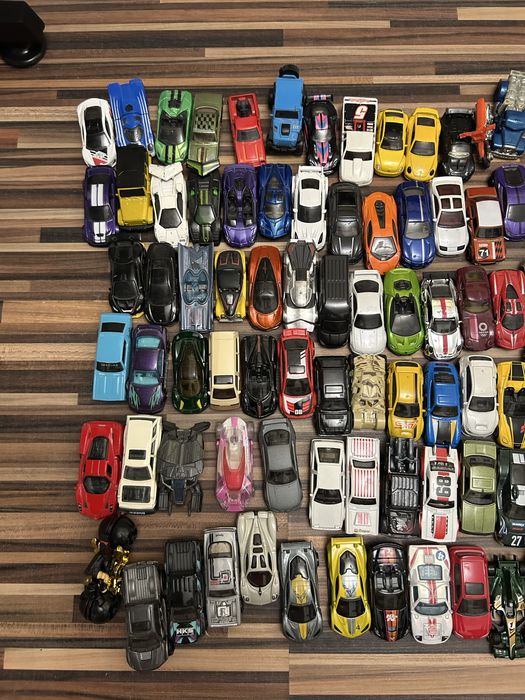 Colectie hot wheels desfacute