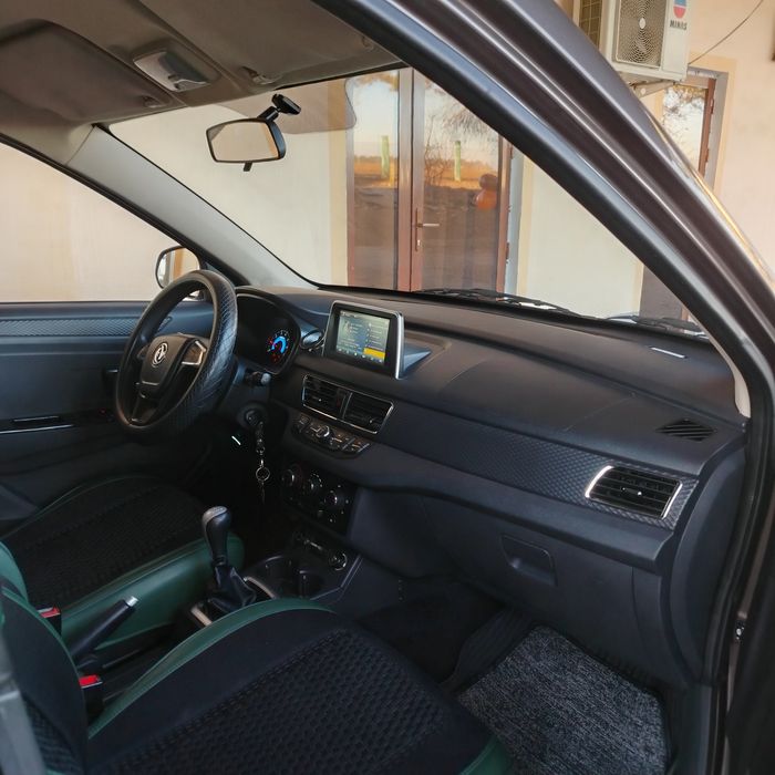 Dongfeng glorya s330