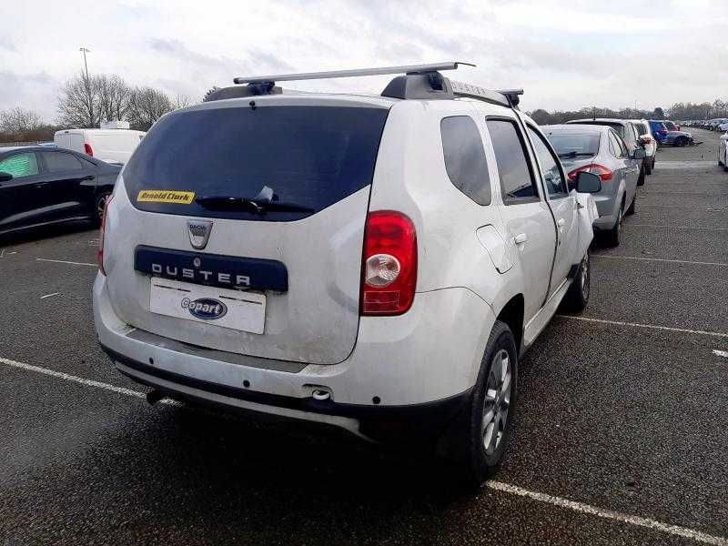 Dezmembrez Dacia Duster 1 4x2 1.5 dci