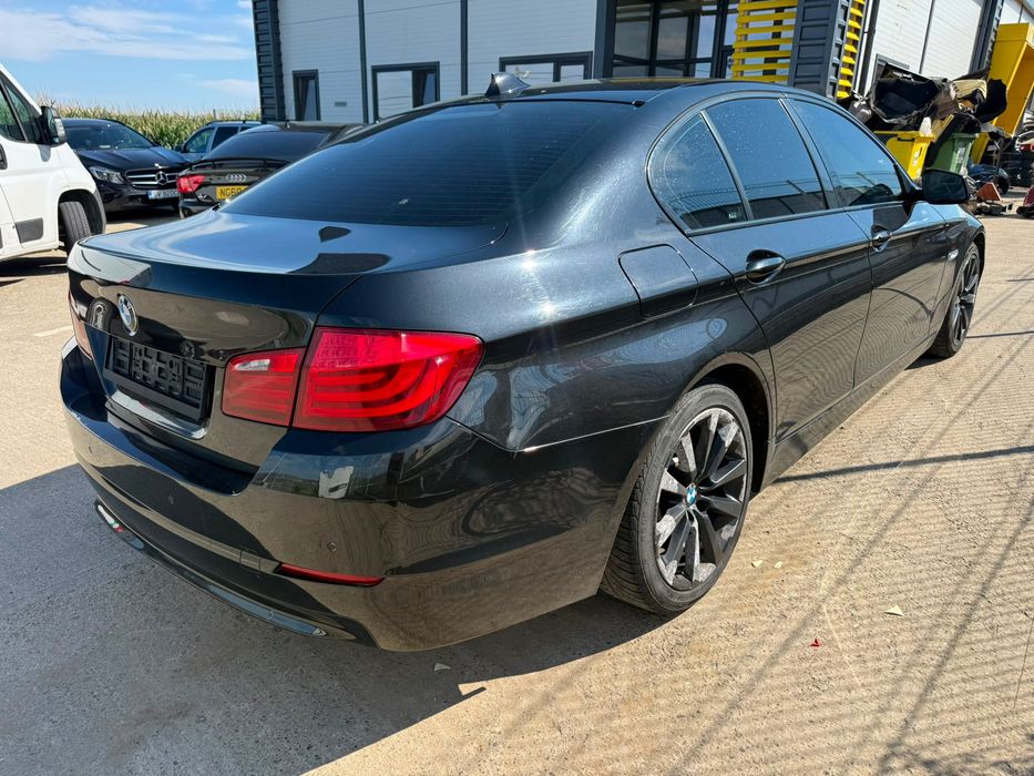 Dezmembrez Bmw f10 2011 negru - 475 2.0d N47d20c 184 cp