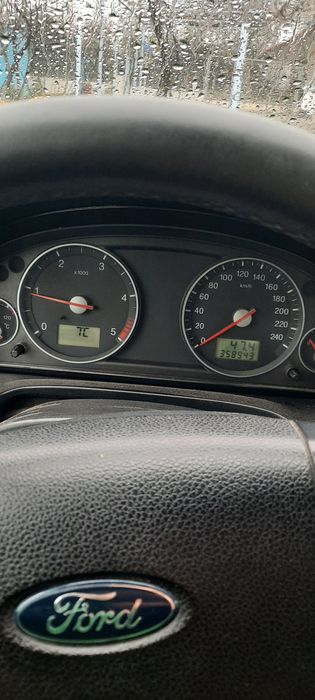 Ford mondeo mk3  2005