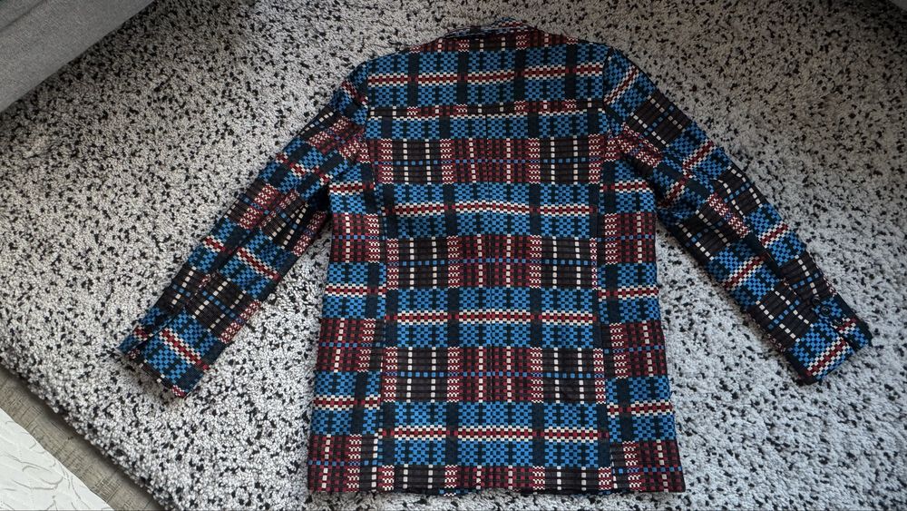 Нов дамски блейзър размер XL