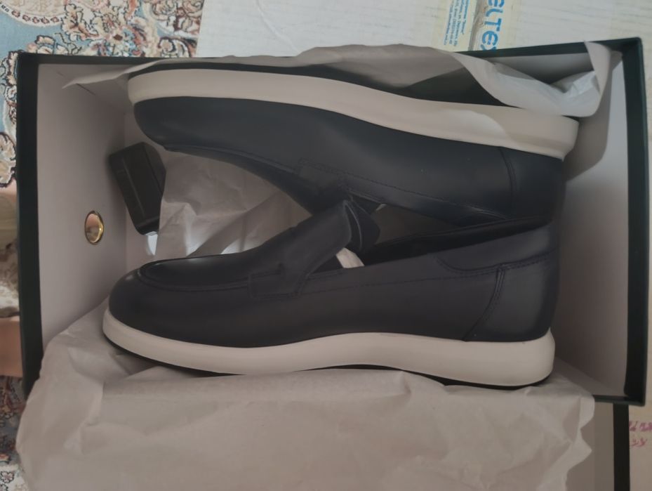 Новые мужские мокасины от BARTONI