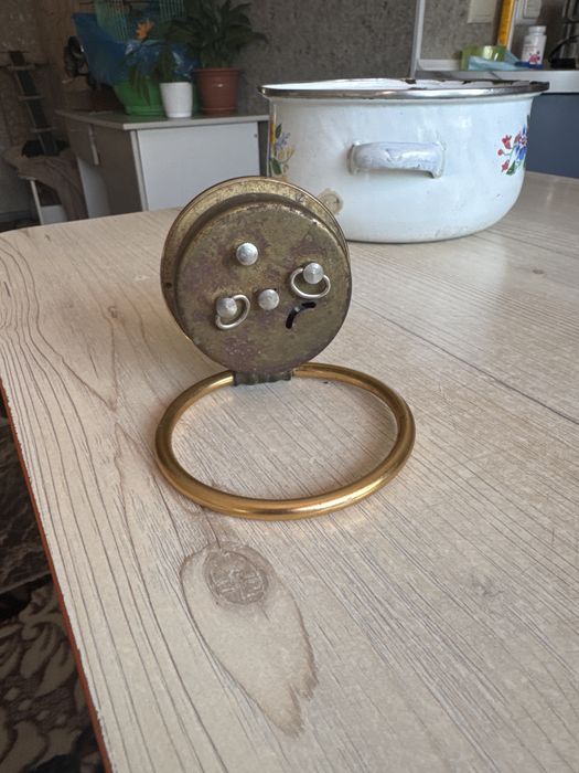 Продам часы советские