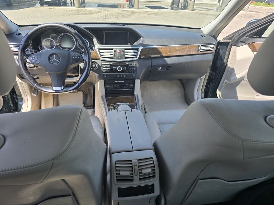 MERCEDES-BENZ E-Class 2009 — imagine 5