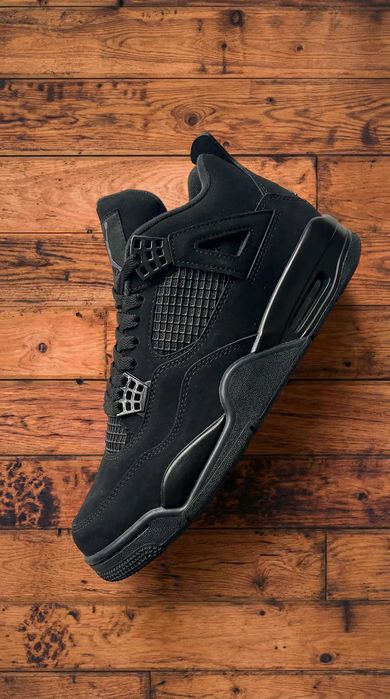JORDAN 4 negri cu cutie