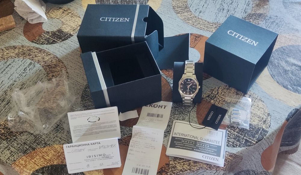 Продавам часовник Citizen eco drive
