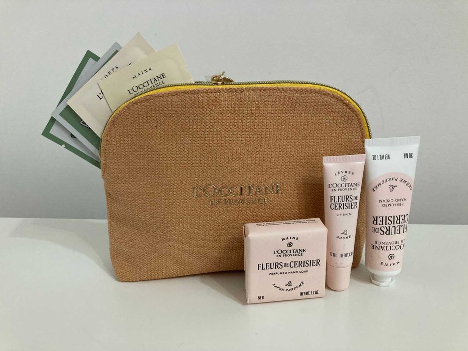 Козметичен комплект Черешова градина на L'Occitane, нов