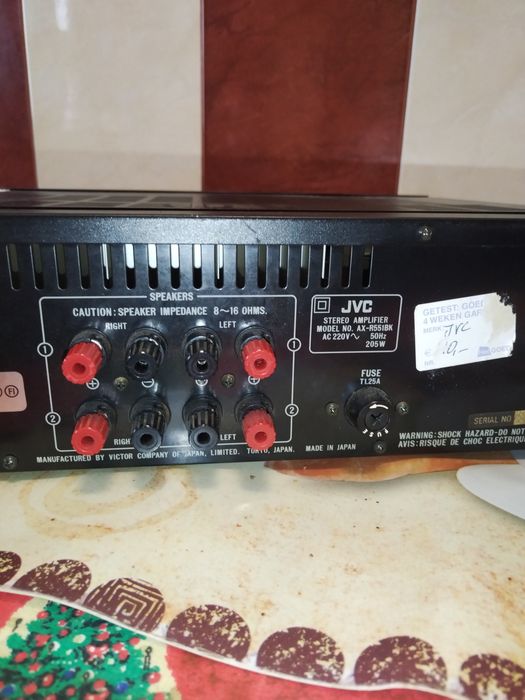Vând amplificator JVC AX-R551